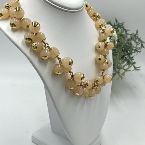 J. Crew Peach Faux Pearl Bauble Statement Gold Tone Necklace - Picture 6 of 13